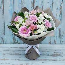 Букет цветов из:  Герберы, Альстромерии и Хризантемы в Махнёво Свердловской области