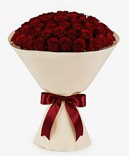 Букет 101 Бордовая роза Блэк Бакарра в Махнёво Свердловской области