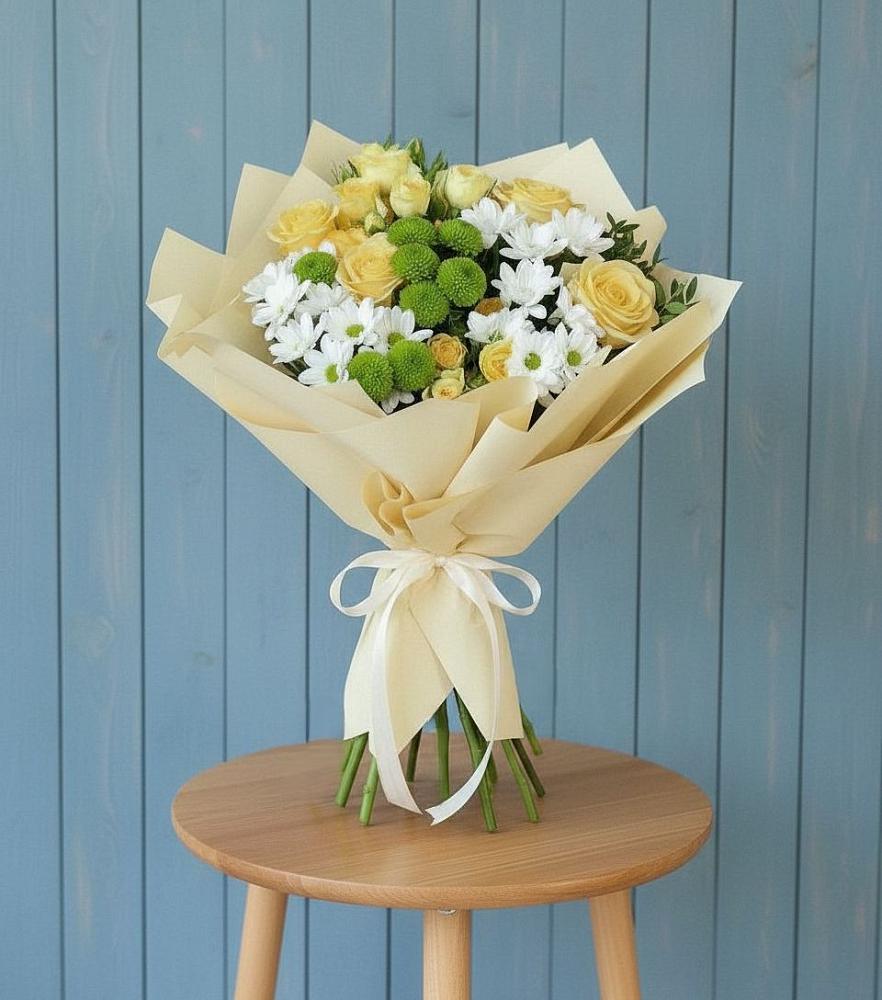 Букет цветов из: Хризантемы и Розы в Махнёво Свердловской области