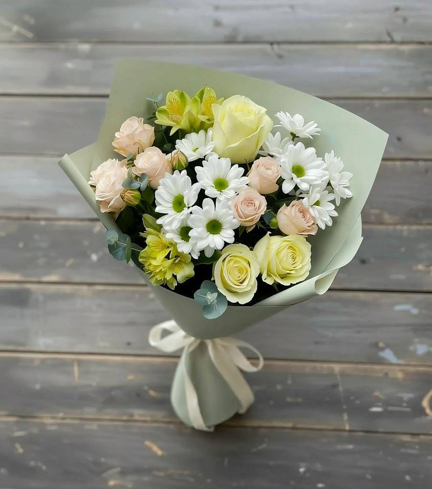 Букет цветов из: Альстромерии, Розы и Хризантемы в Махнёво Свердловской области