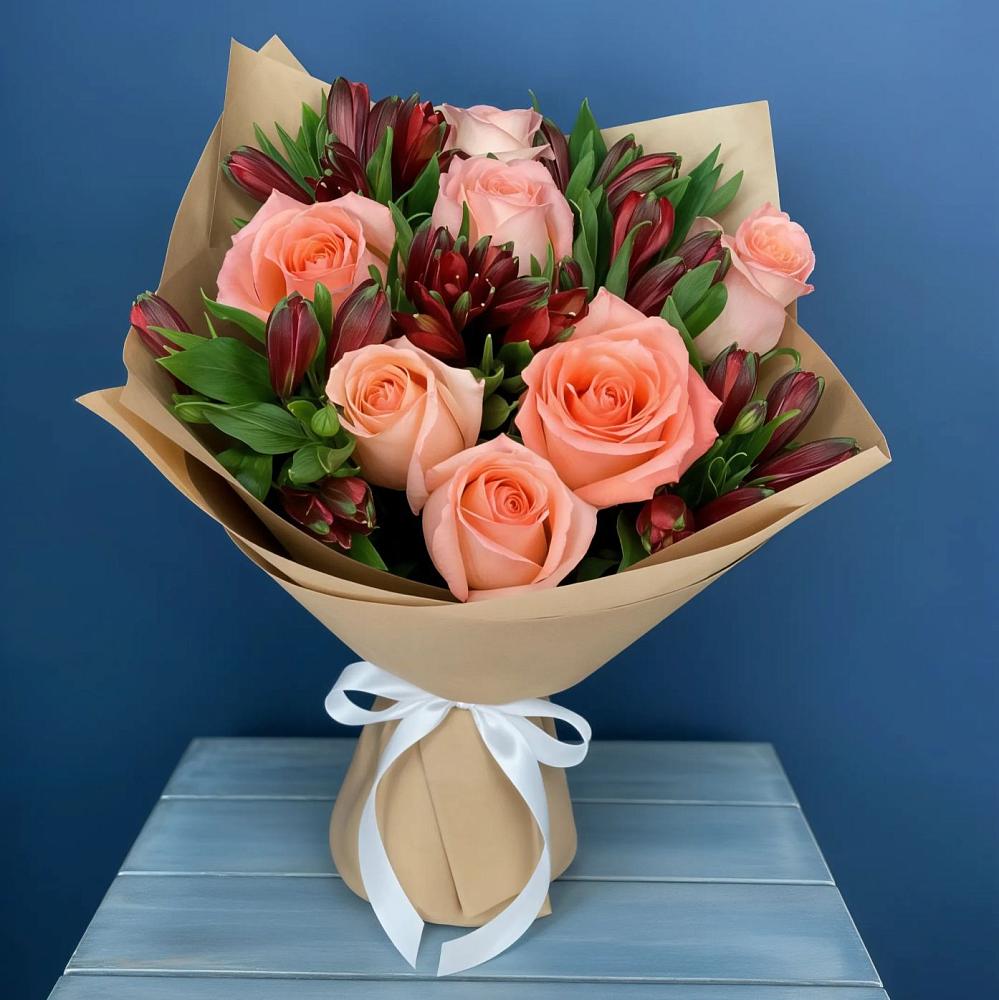 Букет цветов из: Розы и Альстромерии в Махнёво Свердловской области