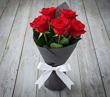 Букет 5 Красных роз Эдлесс Лав #REPLACE_PRED# Махнёво Свердловской области