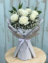 Букет цветов из:  Розы в Махнёво Свердловской области
