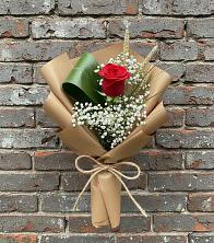 Букет цветов из:  Розы в Махнёво Свердловской области