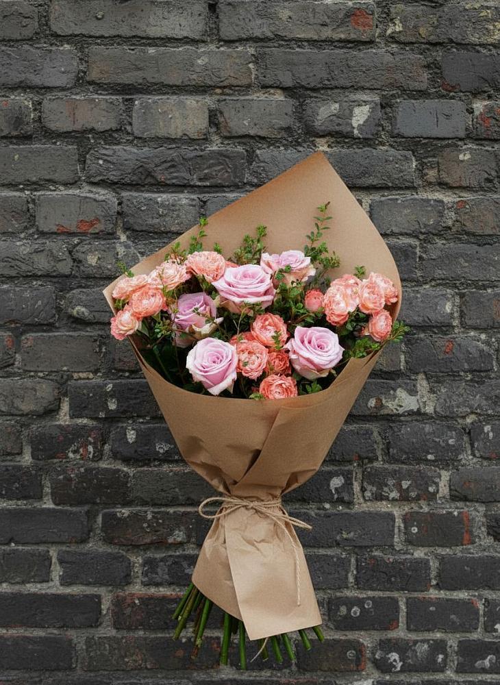 Букет цветов из: Розы в Махнёво Свердловской области